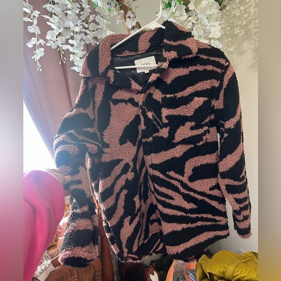 Pistola Oversized Sherpa Jacket - Picture 1 of 10